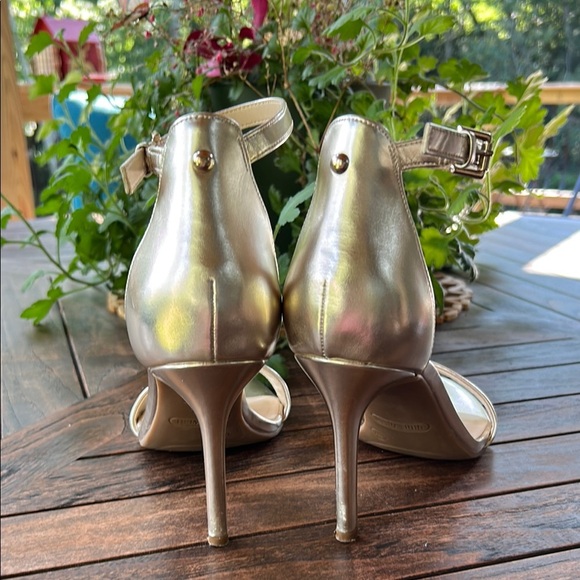 Nine West Gold High Heel Pumps -8M JT - Picture 3 of 8